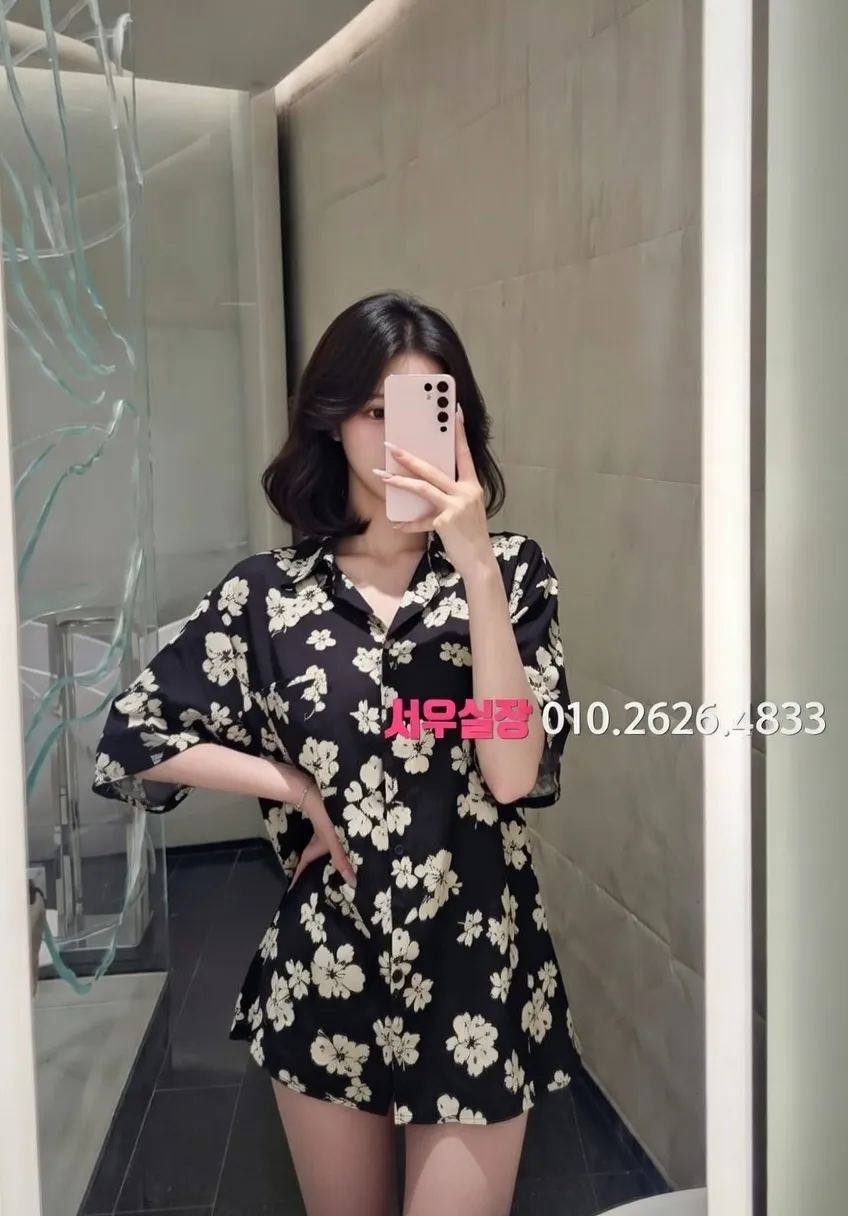 철산 쓰리노 프리미엄 라인업 10번 프로필